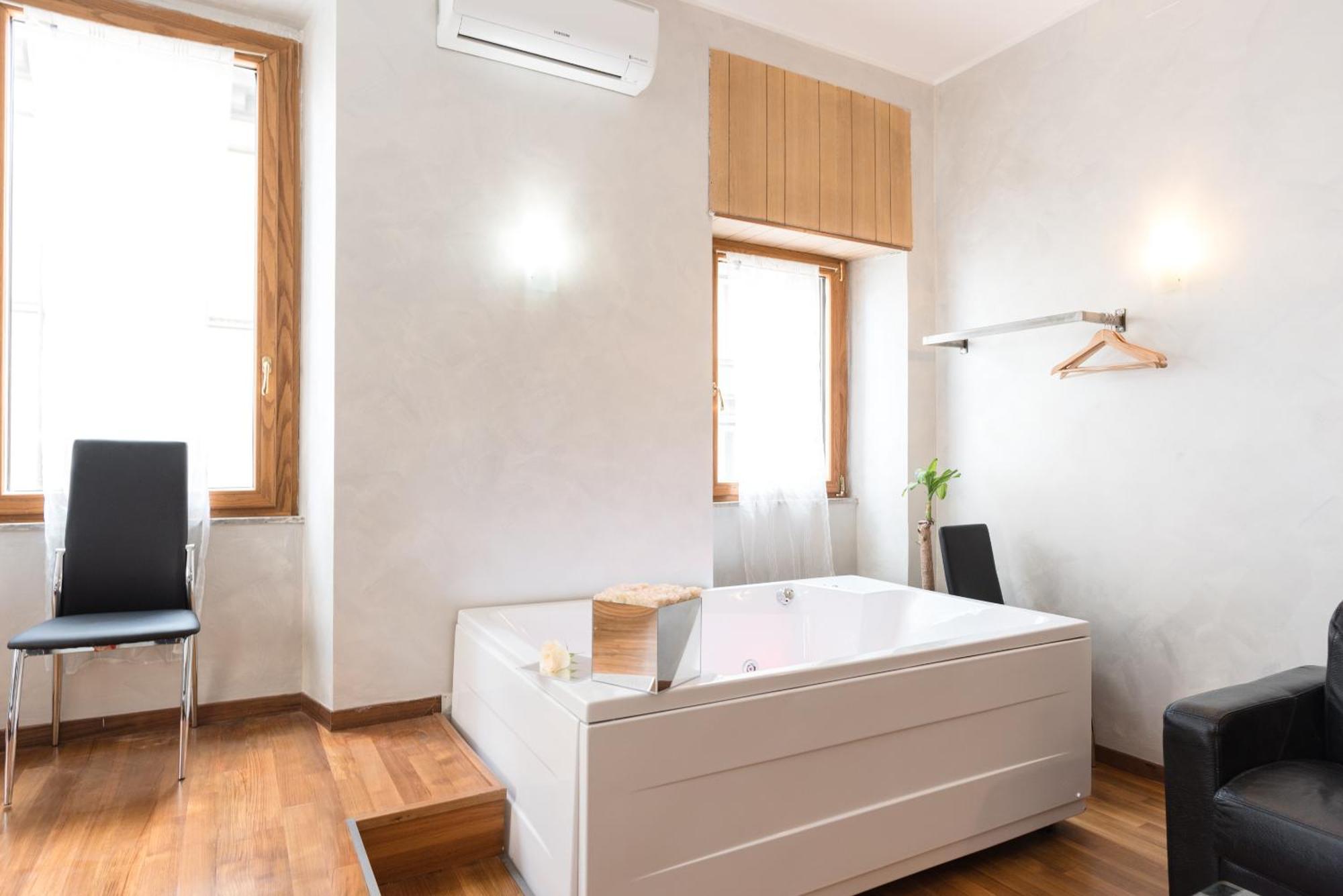 Prince'S Suite - Budget Rooms & Apt Piazza Del Popolo 로마 외부 사진